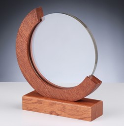 Zeige Details für Glas und Holz Circle Award Bild von Glas und Holz Circle Award